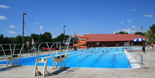 Albert-Oakland Family Aquatic Center