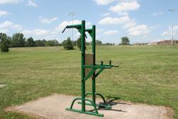 Photo of pull up an dip station