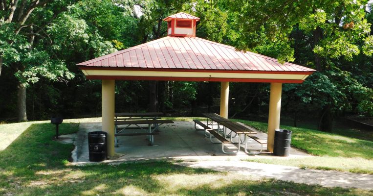 Westwinds Shelter with Four Picnic Benches